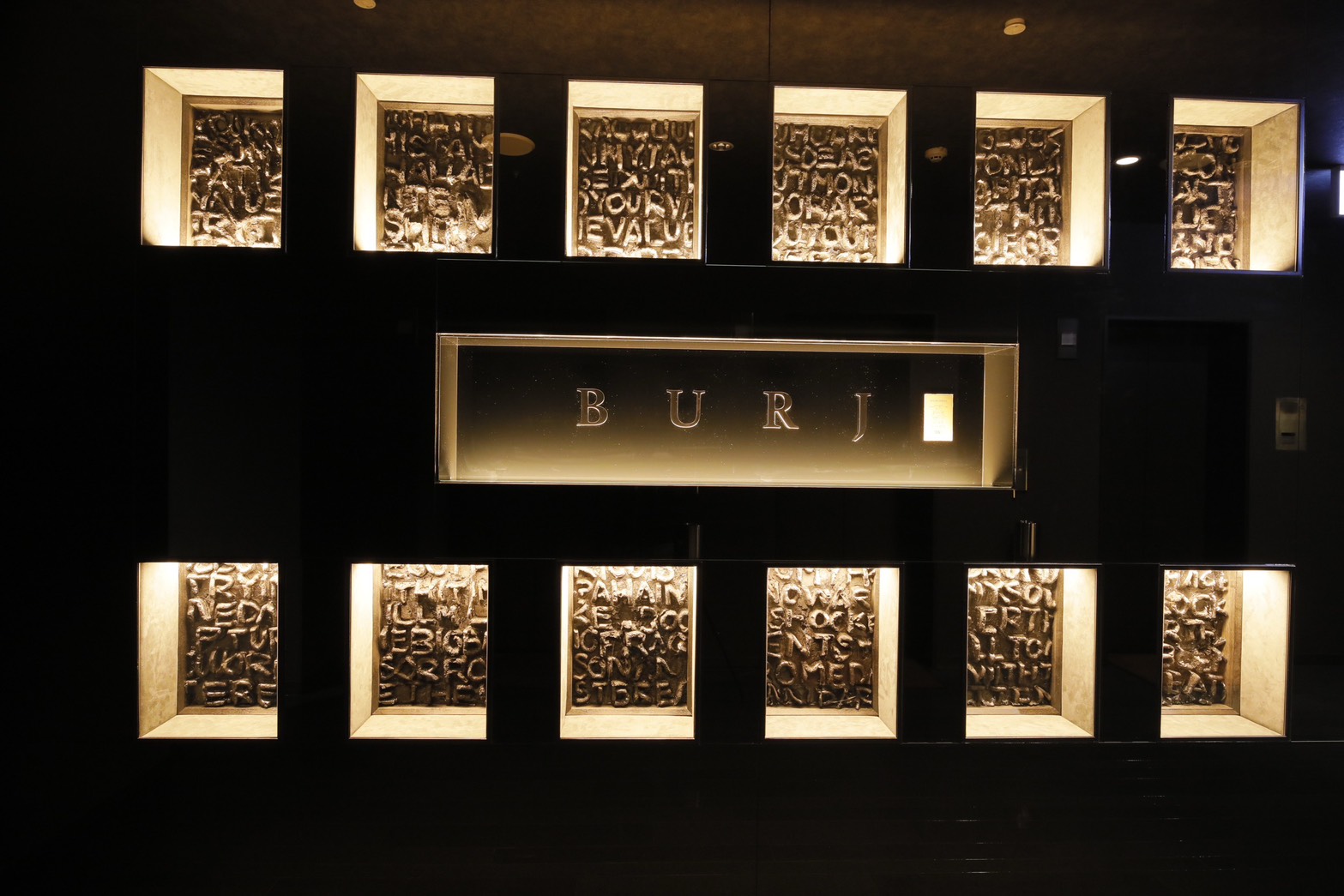 CLUB BURJ（ブルジュ）