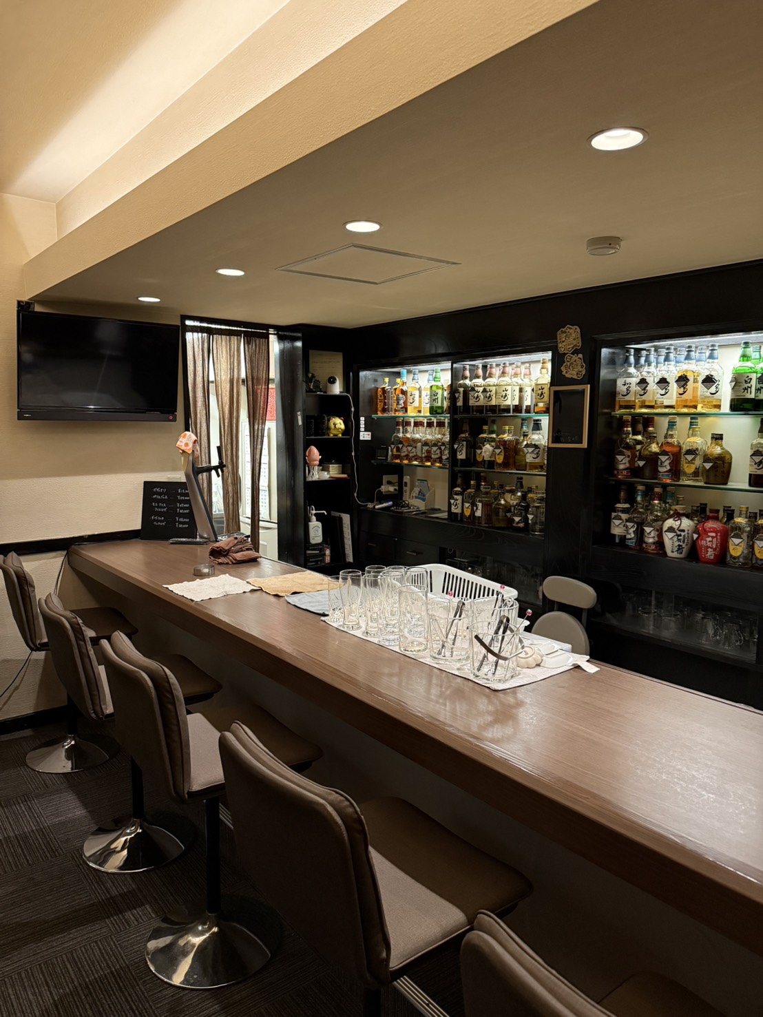 Night Lounge Lucia Image 2